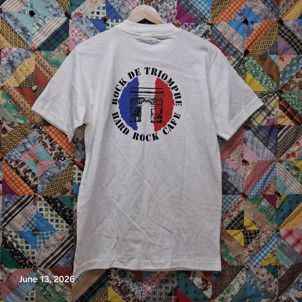 Vintage 90s Hard Rock Cafe Paris Rock de Triomphe T Shirt Single Stitch S